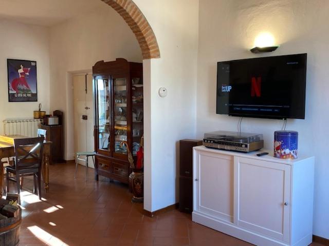 Il Cipresso Toscano Fibra e comfort nel cuore del Chianti Cozy flat in the heart of Chianti Smart working! Mercatale Val Di Pesa Esterno foto