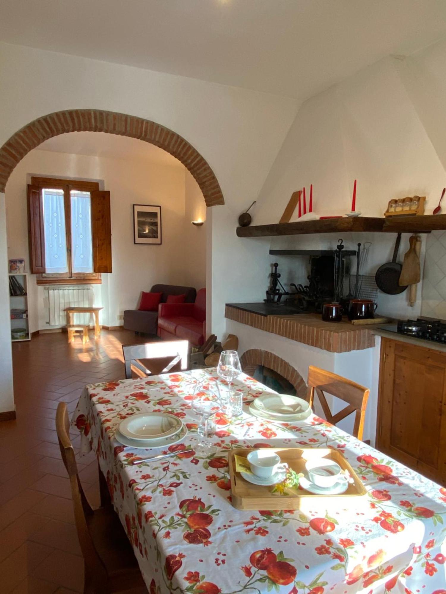 Il Cipresso Toscano Fibra e comfort nel cuore del Chianti Cozy flat in the heart of Chianti Smart working! Mercatale Val Di Pesa Esterno foto